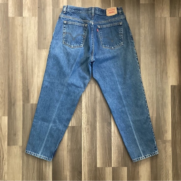 Vintage Levi’s 550 Relaxed Fit Tapered Leg High Waisted Mom Jeans size 16s - Picture 3 of 8